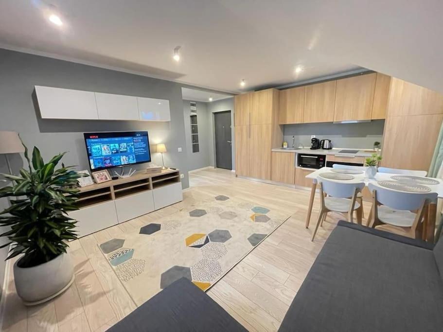 Premium Appartment In Onesti Exteriér fotografie